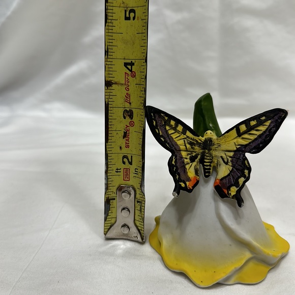 Porcelain bell with butterfly - Picture 8 of 9